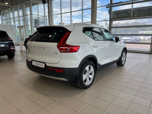 Volvo XC40 I