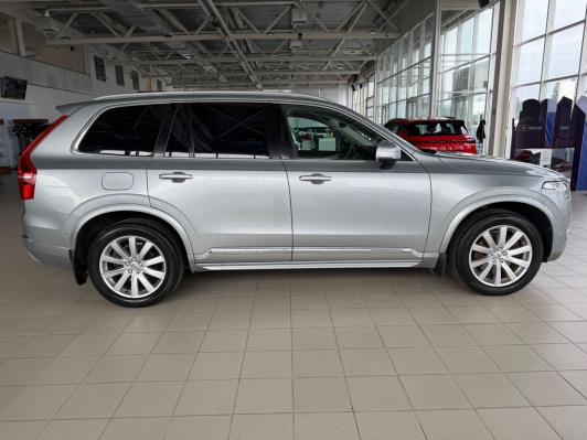Volvo XC90 II