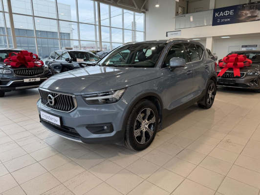 Volvo XC40 I