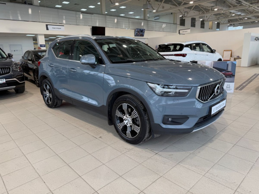 Volvo XC40 I