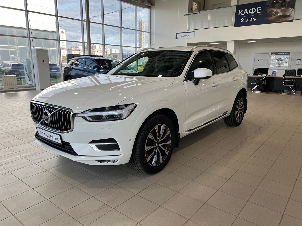 Volvo XC60 2.0 AT (249  Внедорожник с пробегом, Белый, 2020 год выпуска