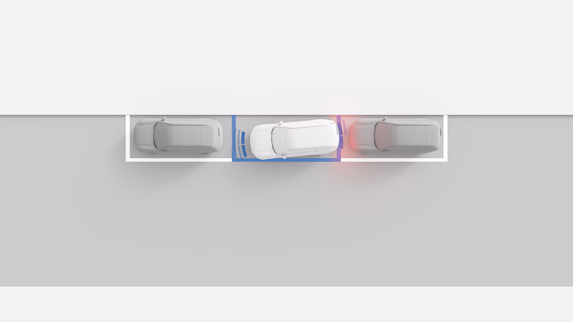 Вид сверху на иллюстрацию автомобиля Volvo, который параллельно паркуется между двумя другими автомобилями, демонстрируя технологию помощи при парковке с выделенными синим и красным областями датчиков.