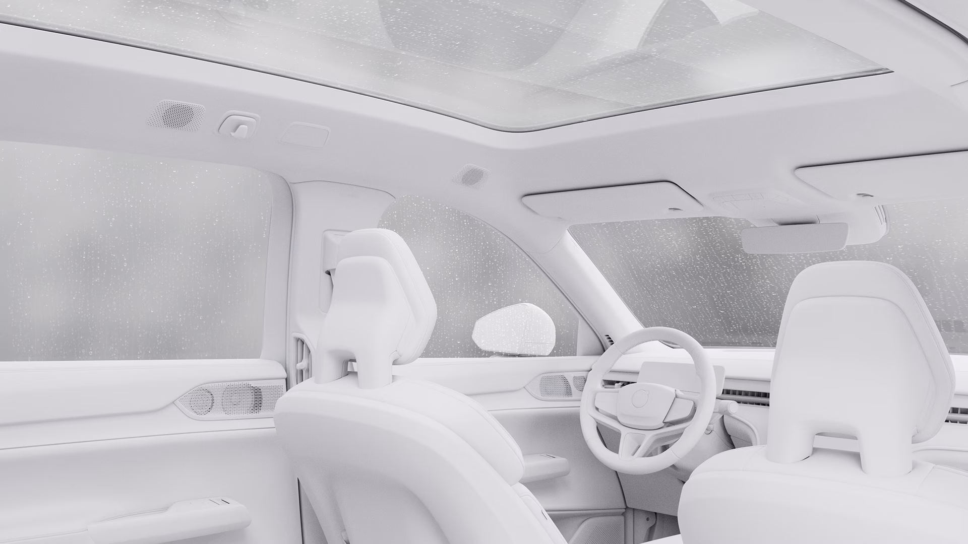 Минималистичный салон Volvo с белыми сиденьями и панорамной стеклянной крышей с каплями дождя на окнах.