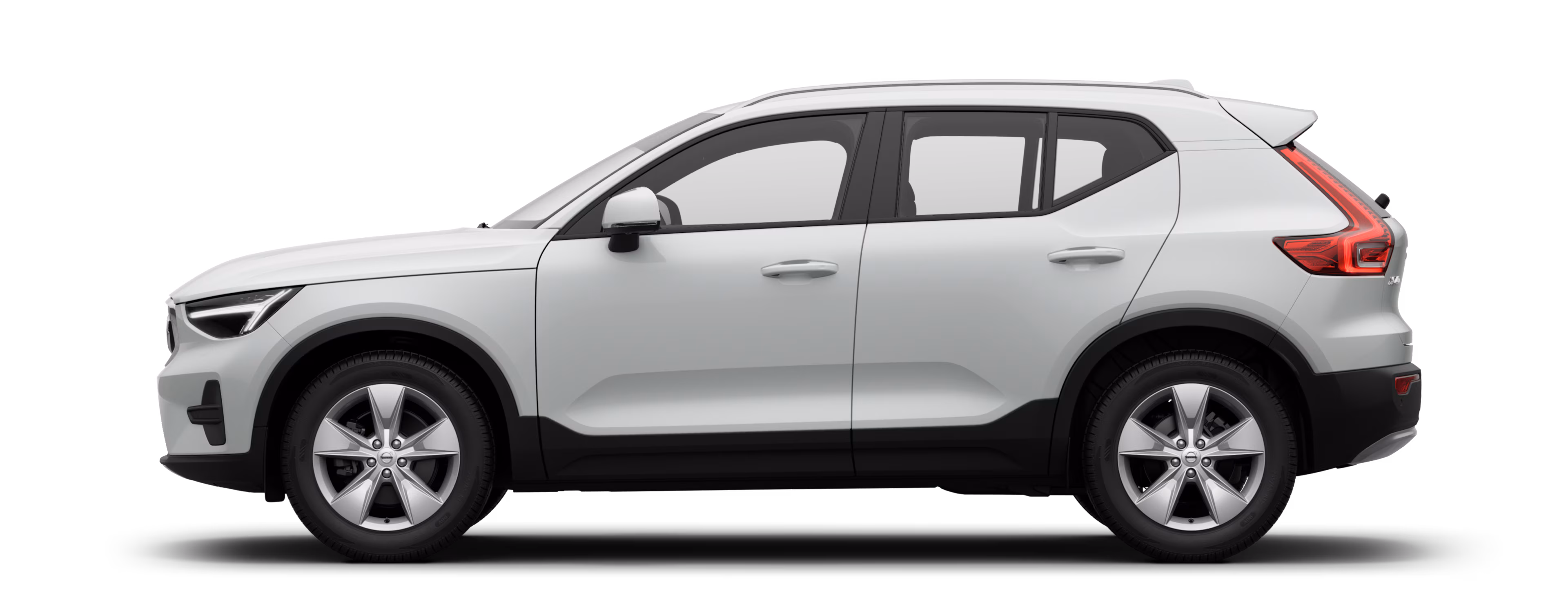 Вид сбоку на XC40 Мягкие гибриды
