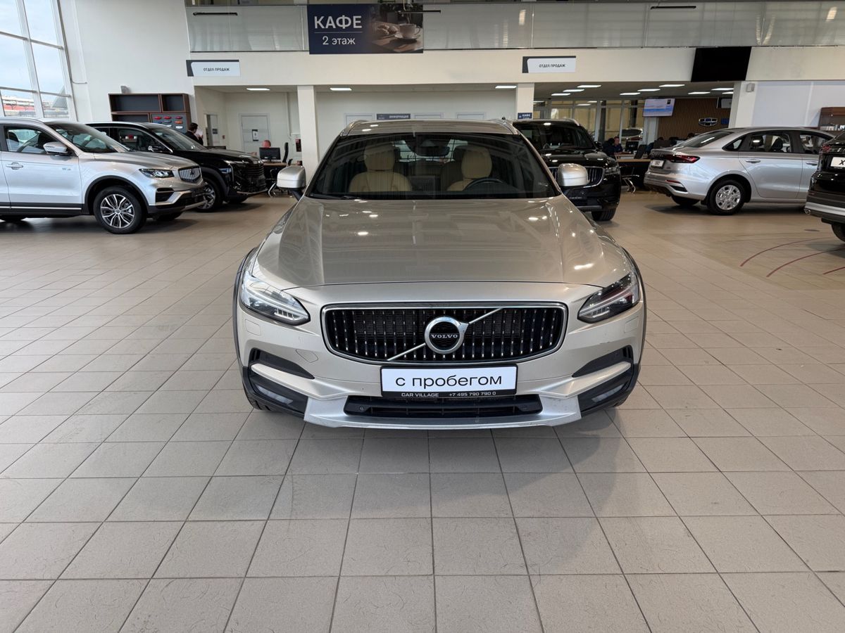 Volvo V90 Cross Country, фото 2