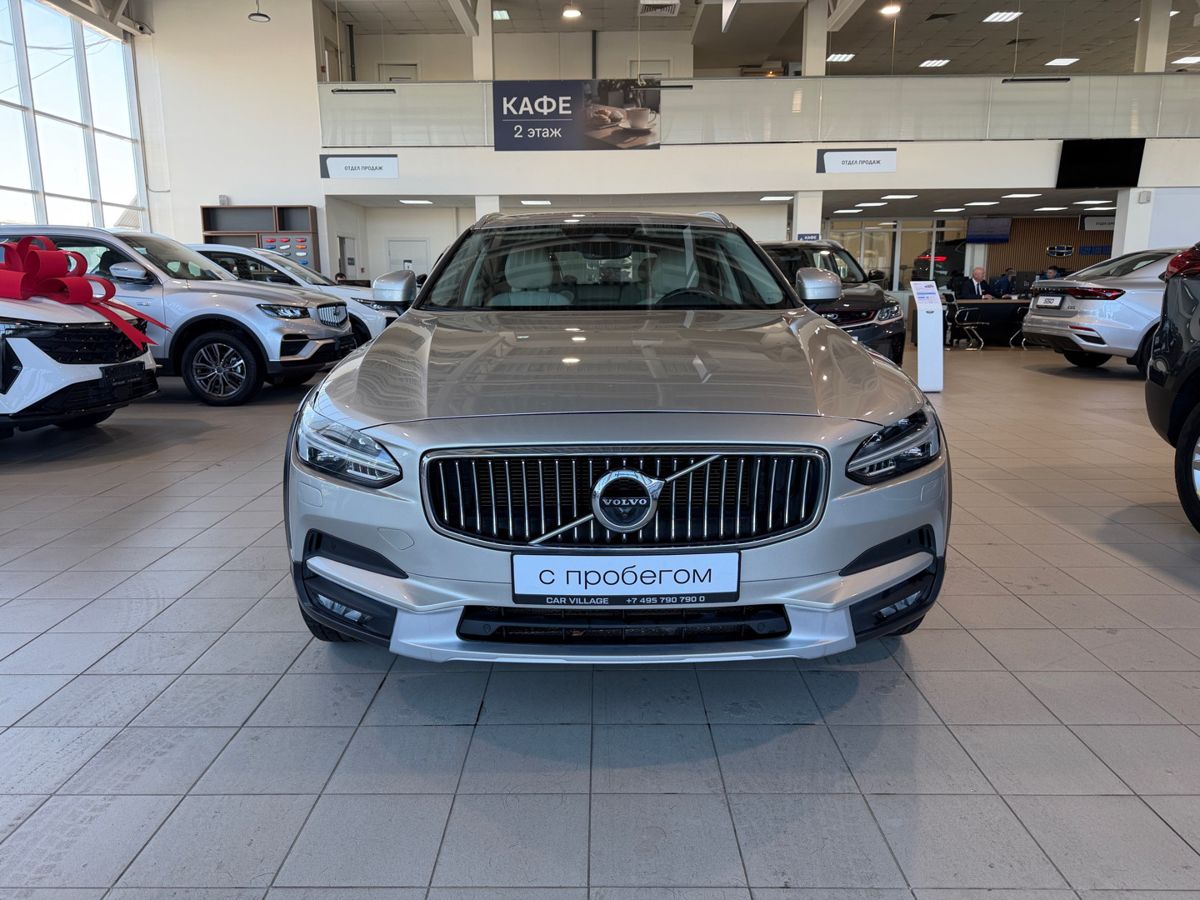 Volvo V90 Cross Country, фото 2