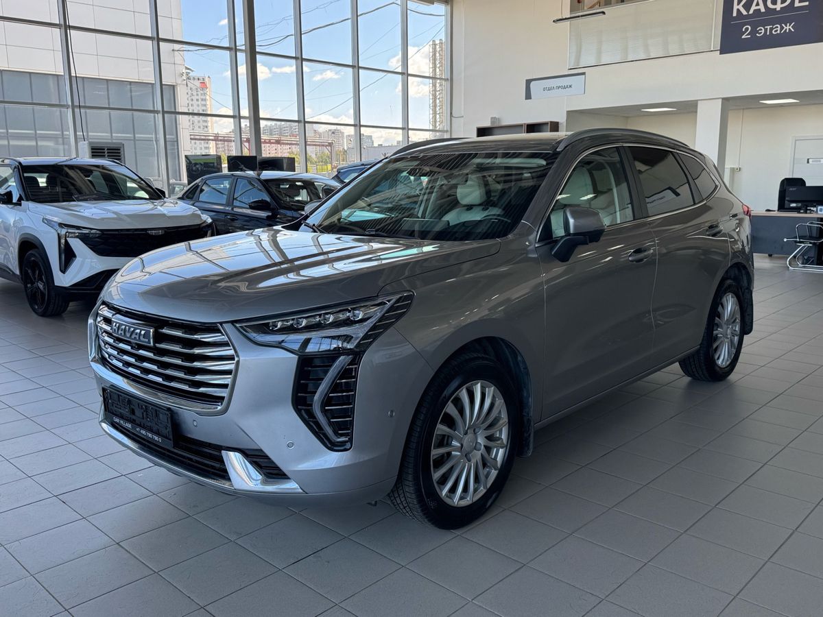 Haval Jolion — вид спереди