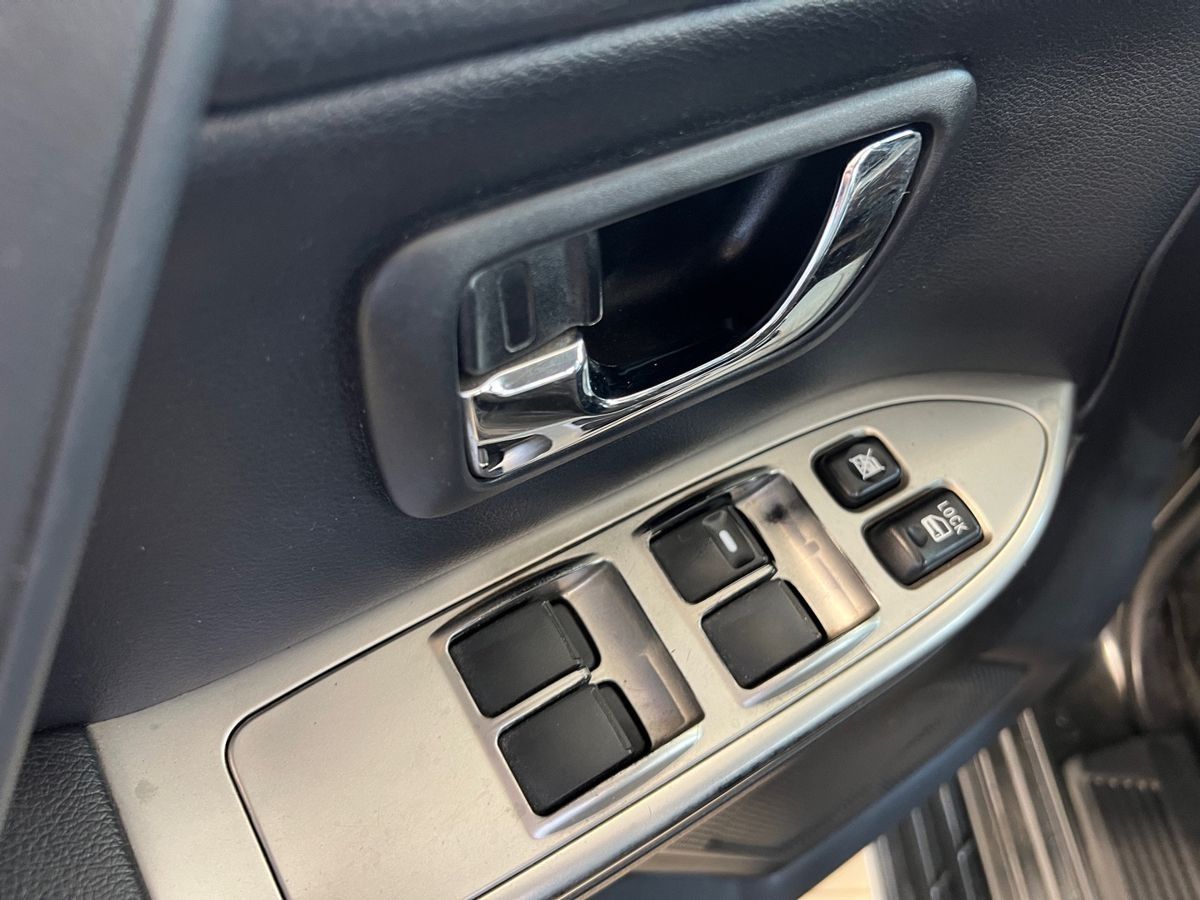 Mitsubishi Pajero, фото 11