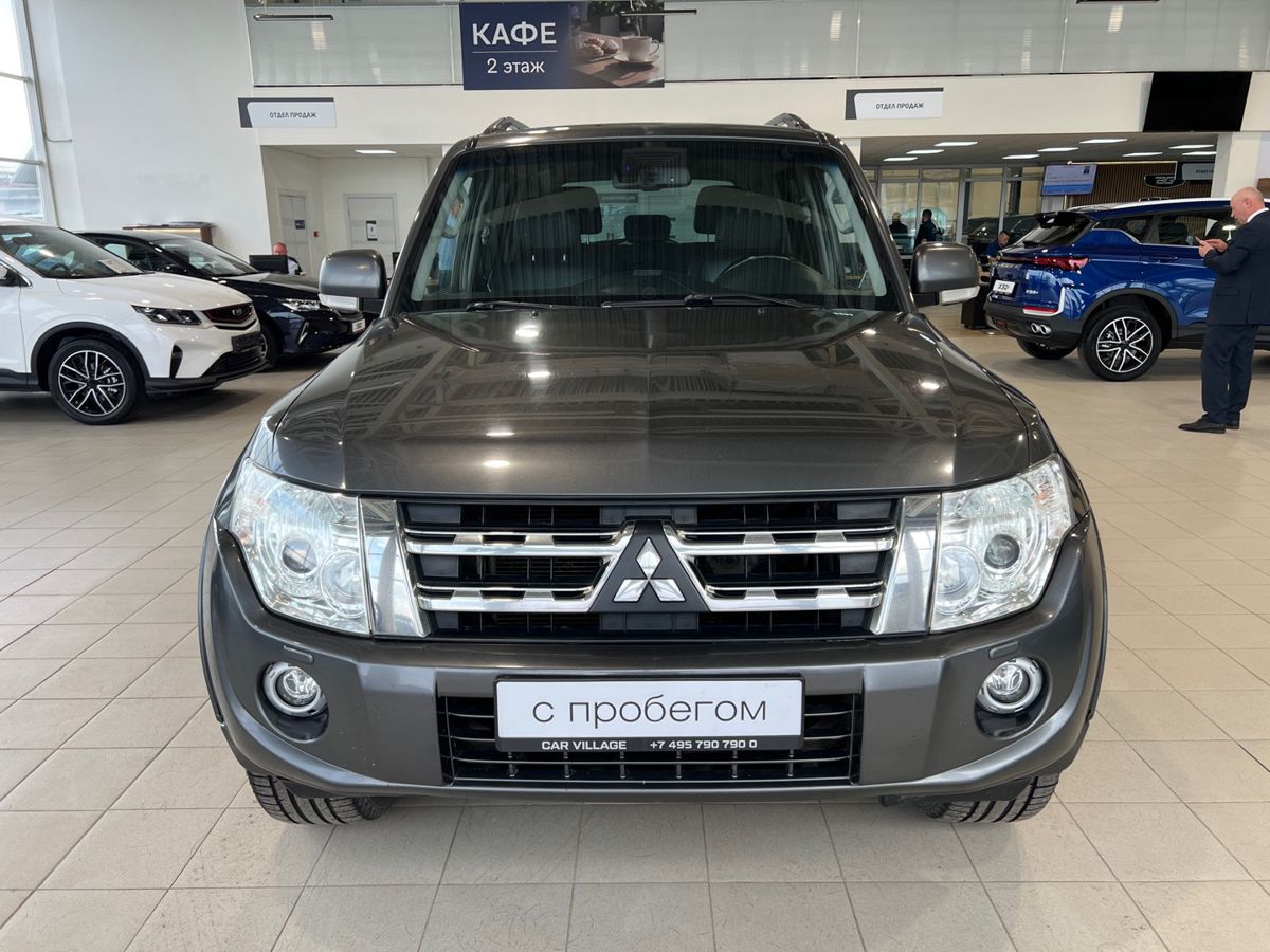 Mitsubishi Pajero, фото 2