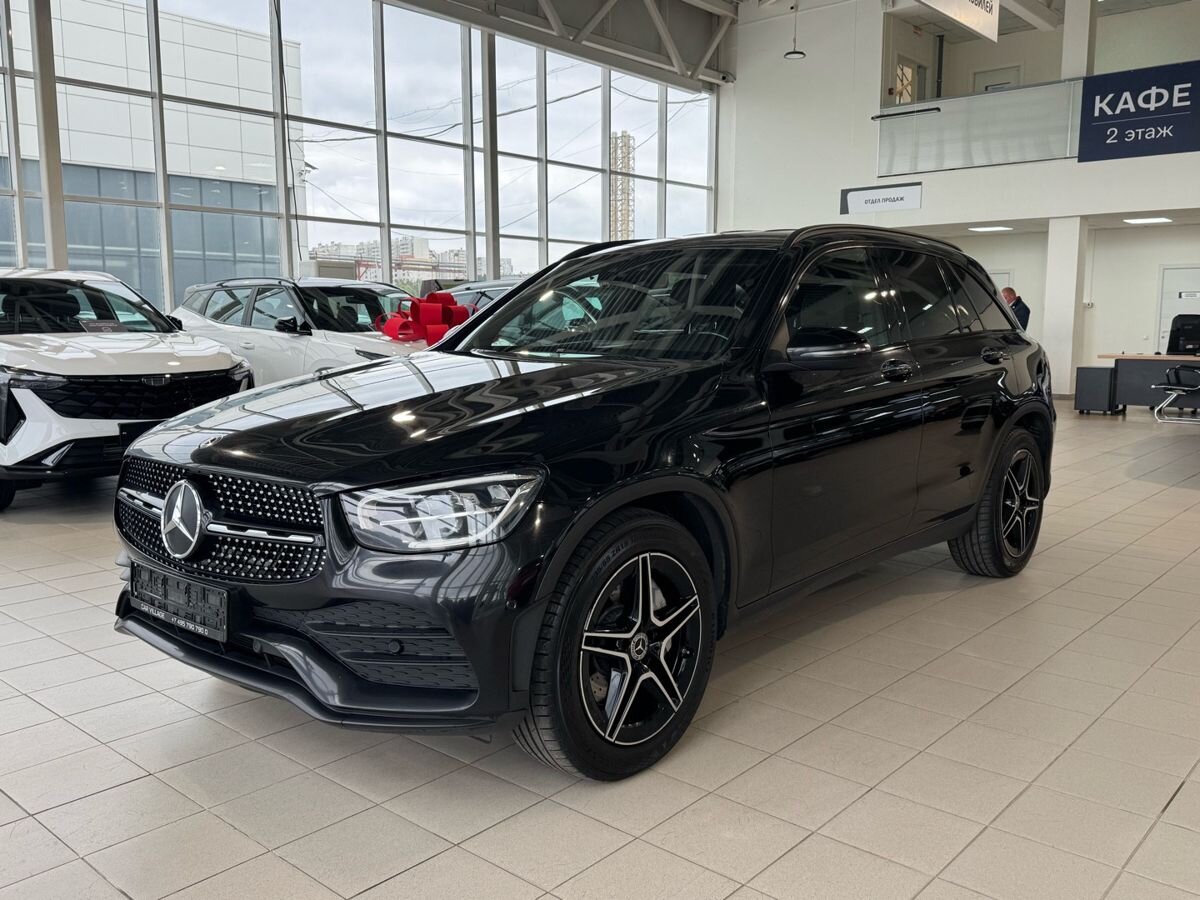 Mercedes-Benz GLC — вид спереди