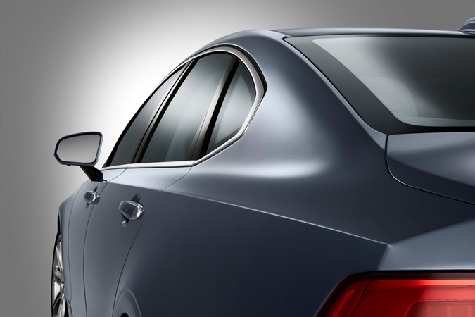 170125_Detail_Rear_Quarter_Lines_Volvo_S90_Mussel_Blue.jpg 170125_Detail_Rear_Quarter_Lines_Volvo_S90_Mussel_Blue.jpg