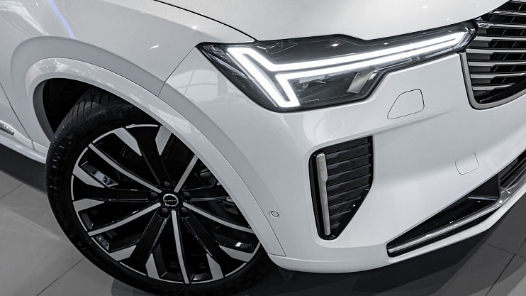 Volvo XC90 Ultra