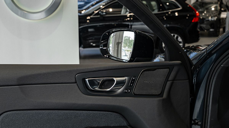 Volvo XC60 Plus