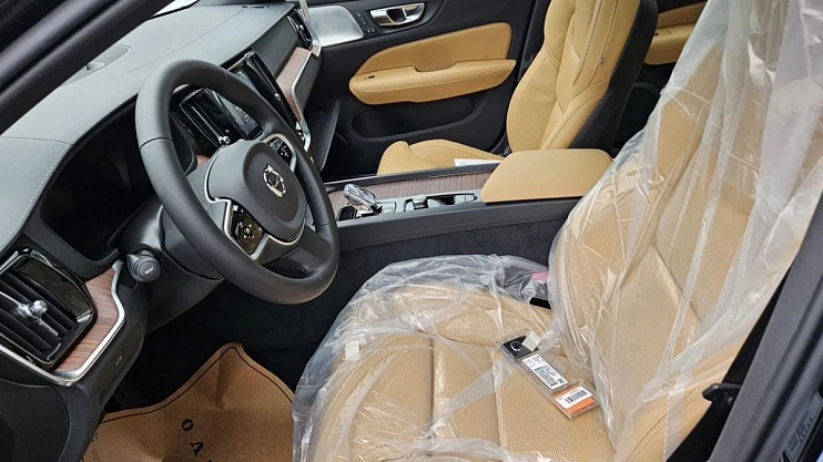 Volvo V60 Cross Country Cross Country Plus