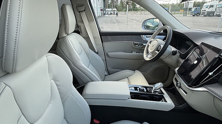 Volvo XC90 Ultra
