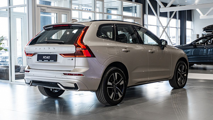 Volvo XC60 Plus