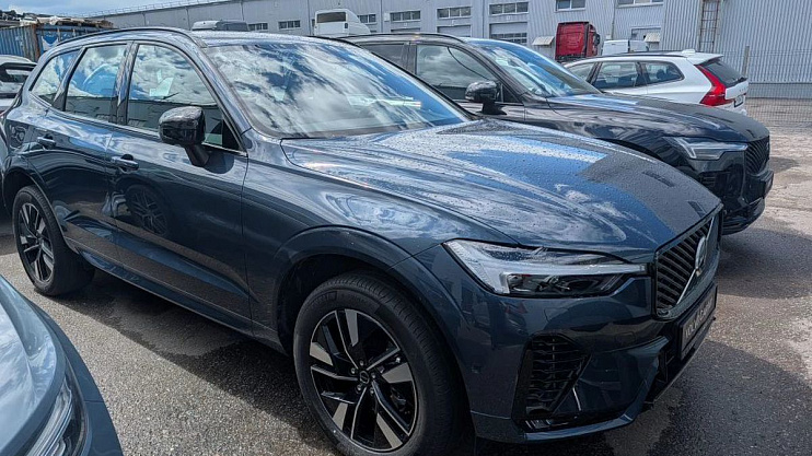 Volvo XC60 Plus