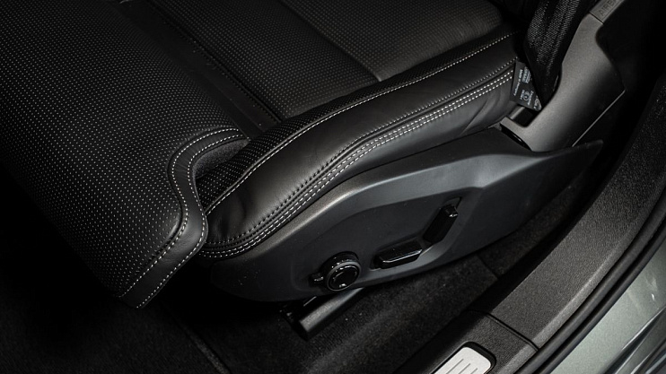 Volvo XC60 Plus