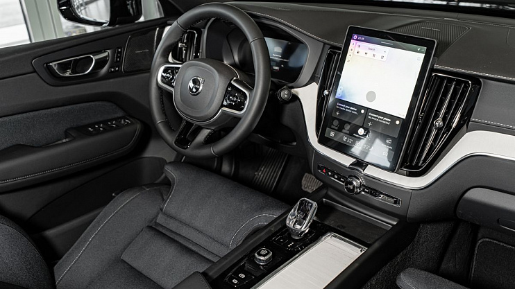 Volvo XC60 Plus