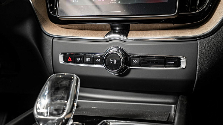 Volvo XC60 Plus