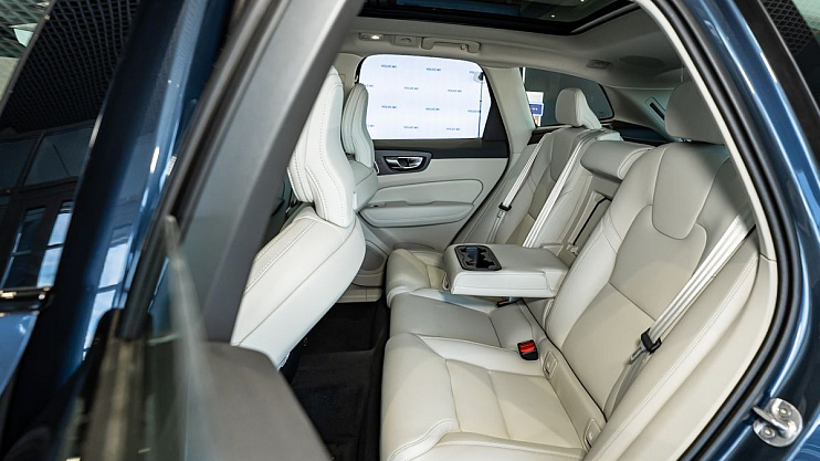 Volvo XC60 Plus
