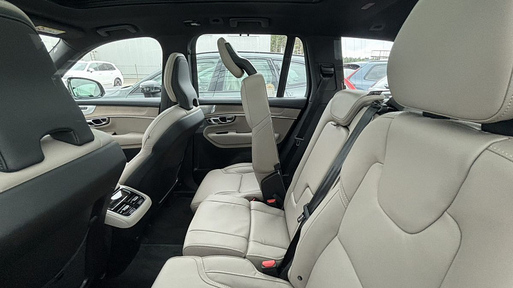 Volvo XC90 Ultra