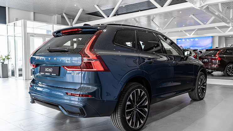 Volvo XC60 Plus