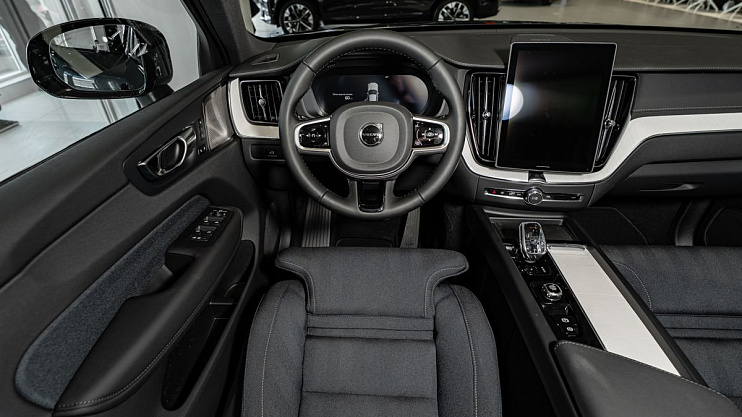 Volvo XC60 Plus