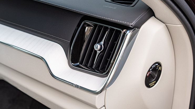 Volvo XC60 Ultra