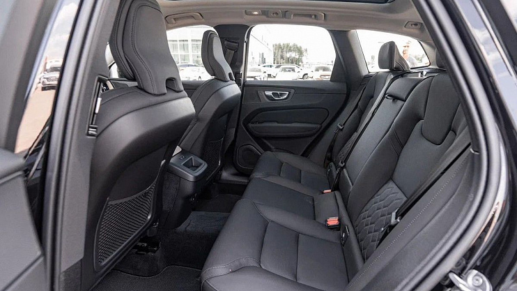 Volvo XC60 Plus