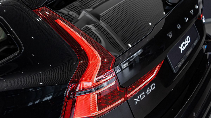 Volvo XC60 Plus