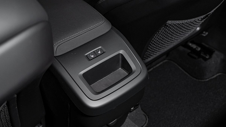 Volvo XC60 Plus