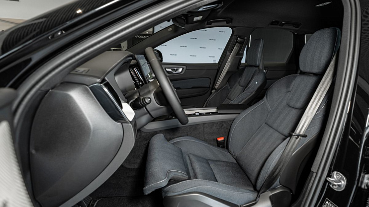 Volvo XC60 Plus