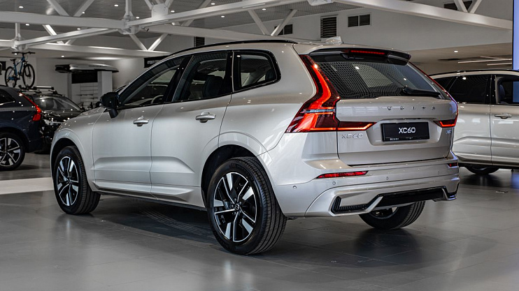 Volvo XC60 Plus