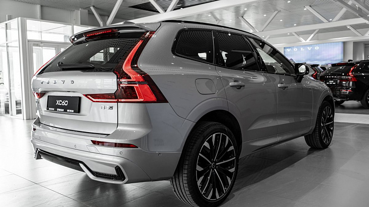 Volvo XC60 Plus
