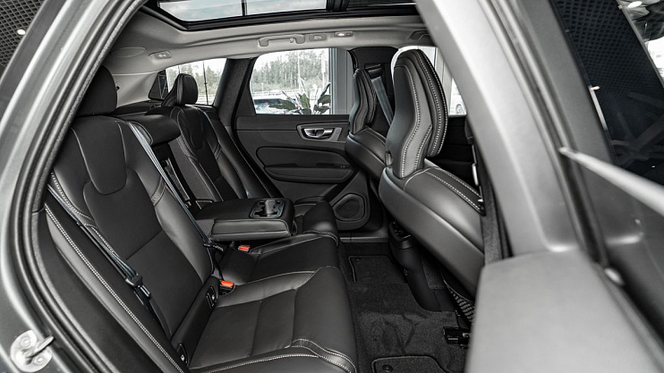 Volvo XC60 Plus