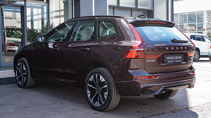 Volvo XC60 Plus